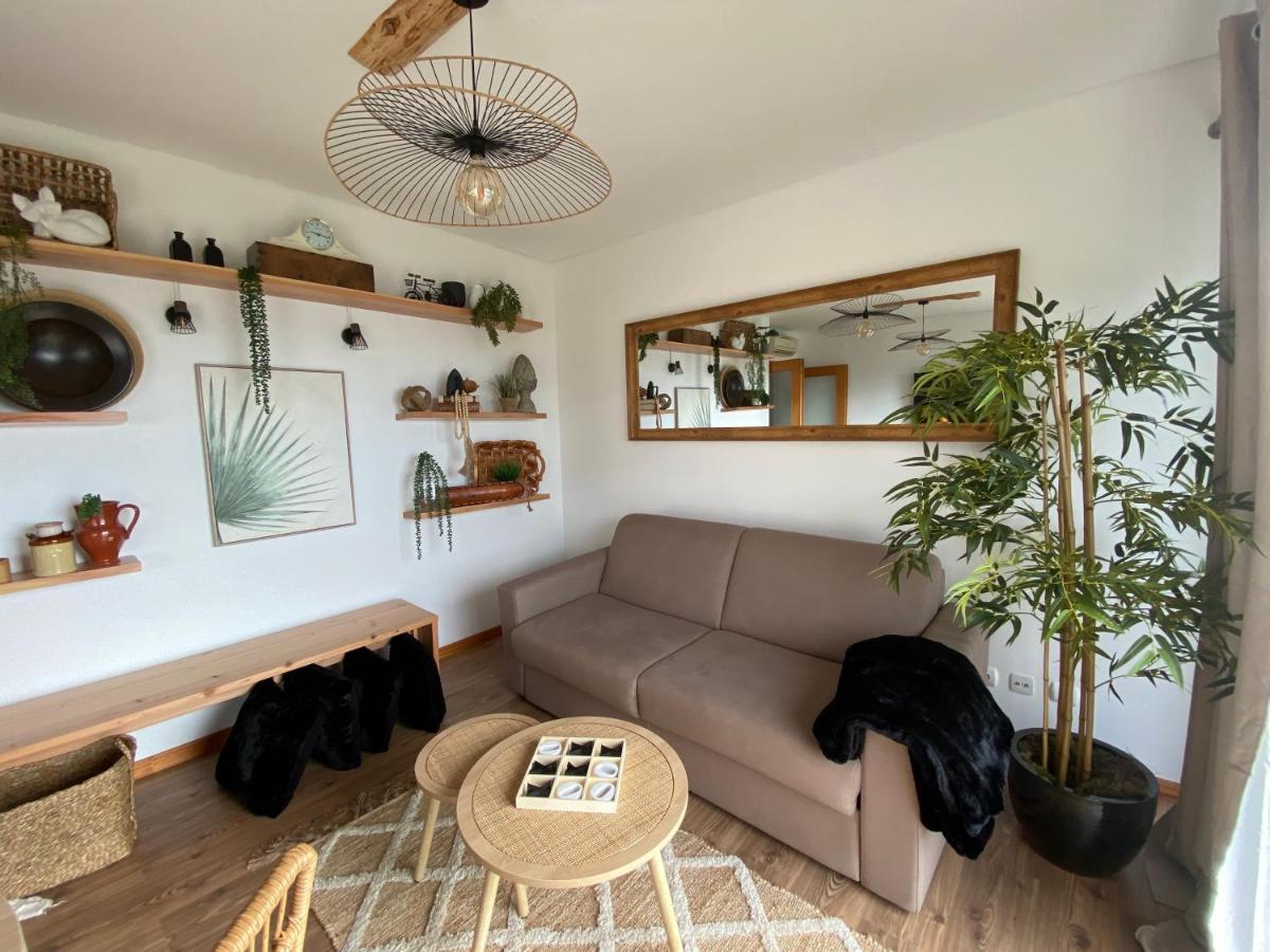 Raposo Apartment
